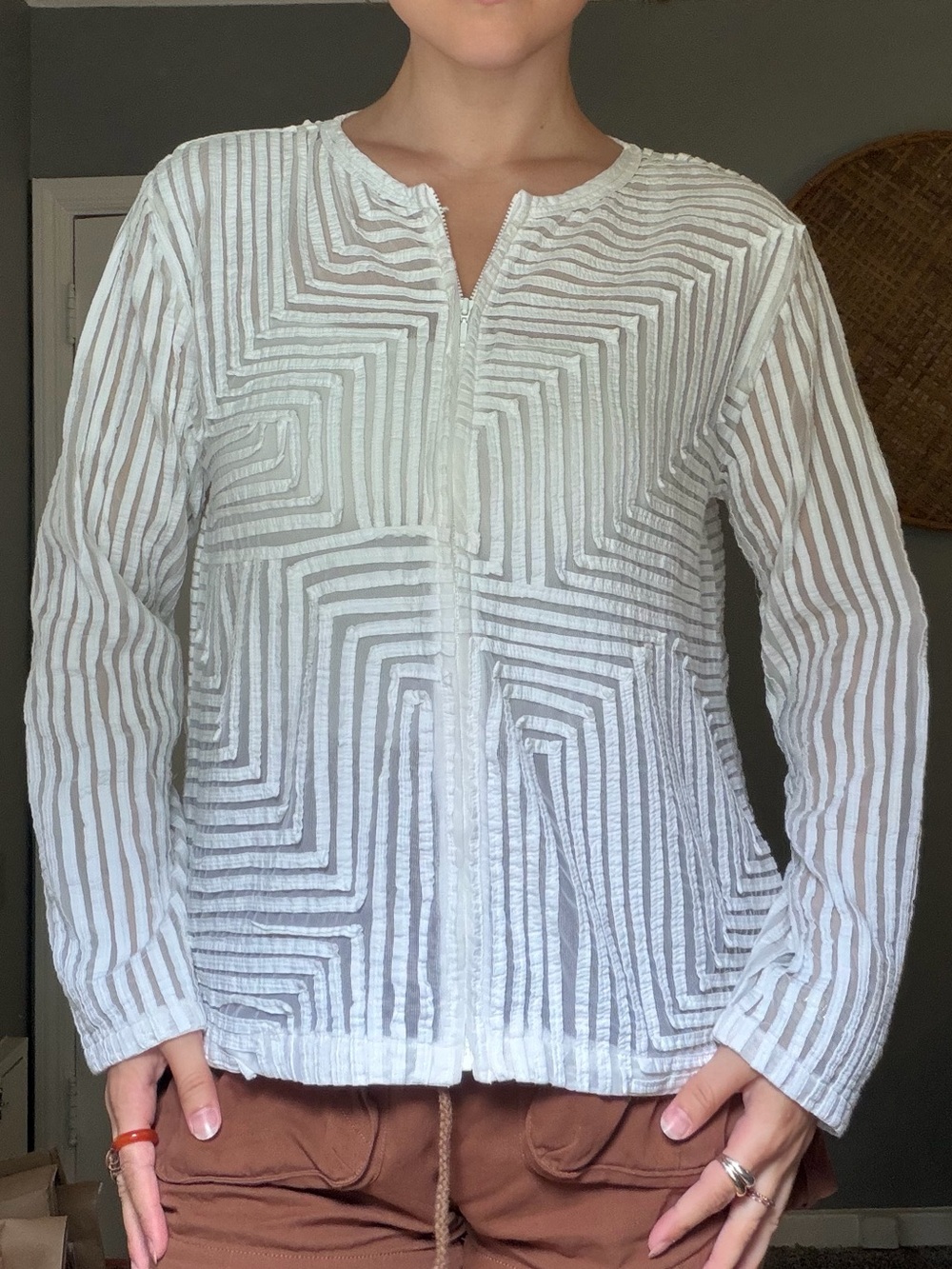 Chico's White Geometric Textured Mesh Zip-Up Blouse